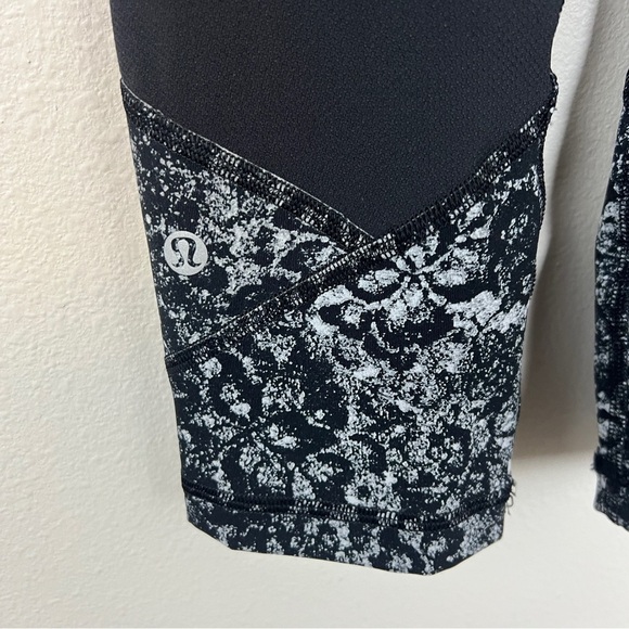 Lululemon Pace Rival Crop 22” Leggings Achromatize Ice Grey Black - Picture 4 of 5